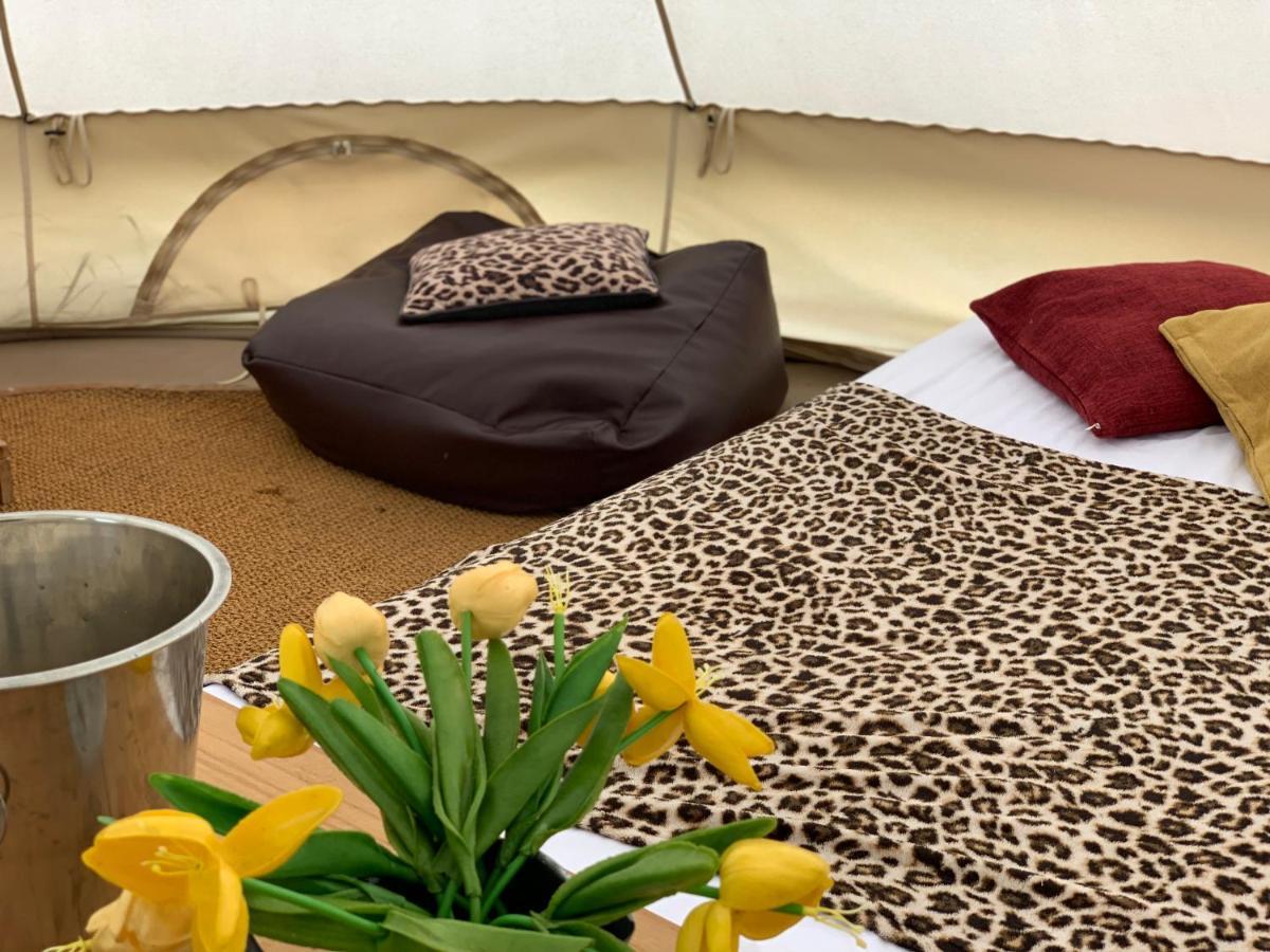 Home Farm Radnage Glamping Bell Tent 6, With Log Burner And Fire Pit هاي ويكومبْ المظهر الخارجي الصورة