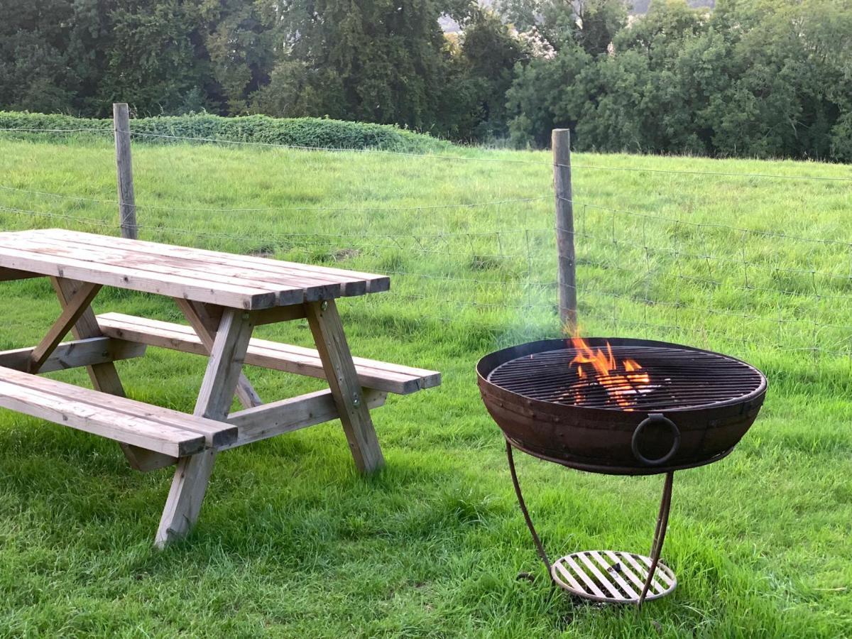 Home Farm Radnage Glamping Bell Tent 6, With Log Burner And Fire Pit هاي ويكومبْ المظهر الخارجي الصورة