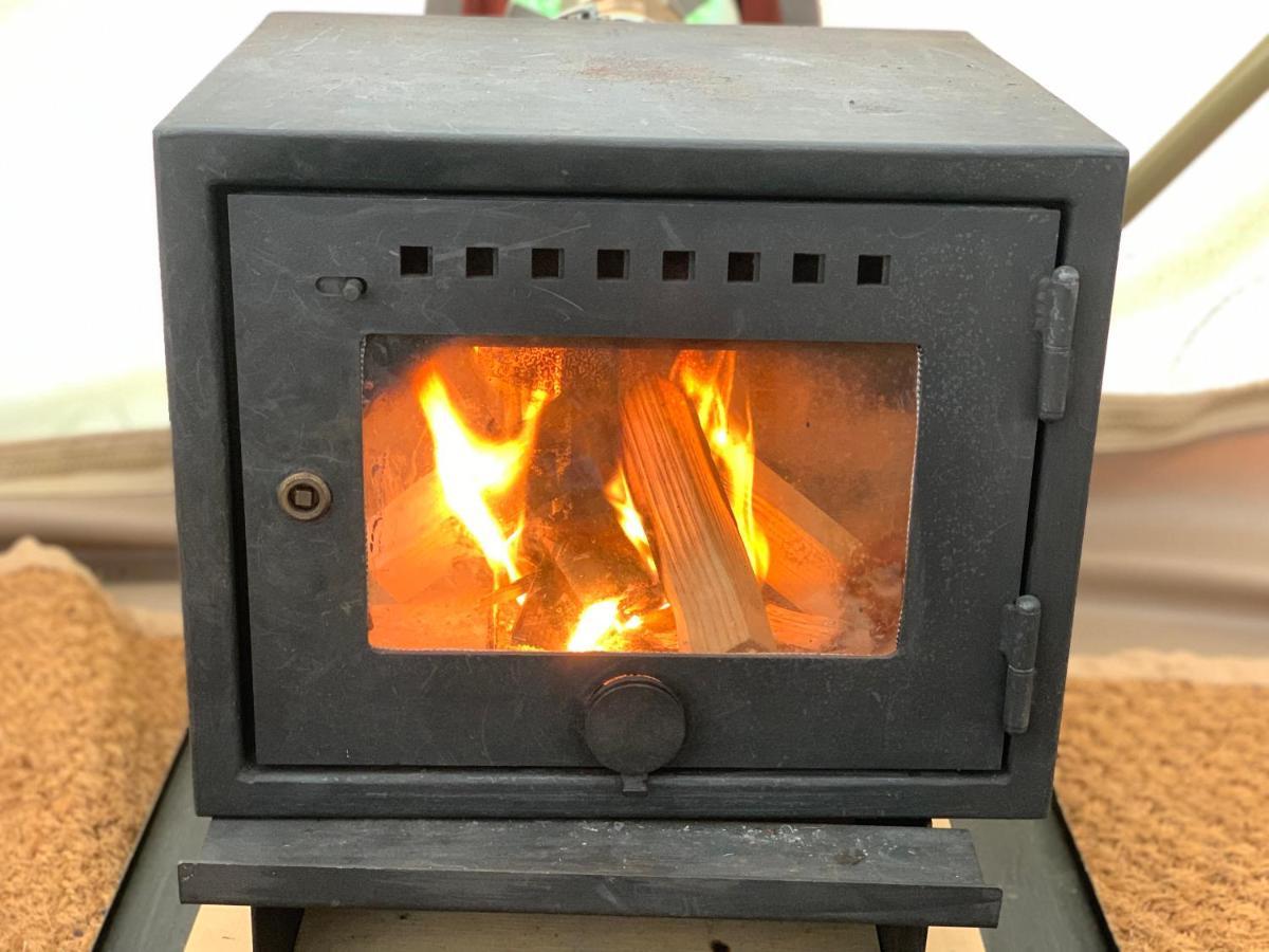 Home Farm Radnage Glamping Bell Tent 6, With Log Burner And Fire Pit هاي ويكومبْ المظهر الخارجي الصورة